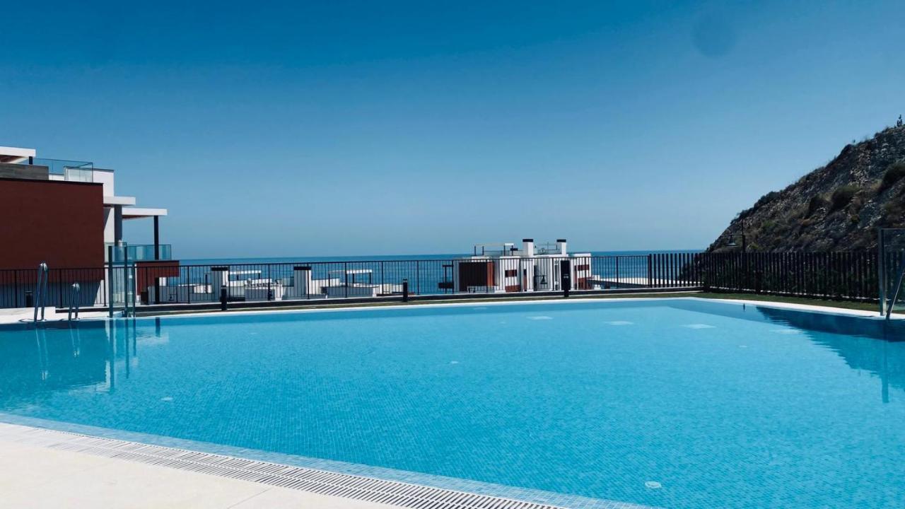 Beach Paradise In 푸엔히롤라 외부 사진